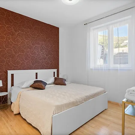 Apartment Fortuna *