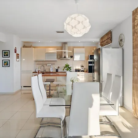 Fortuna Apartman Podstrana